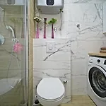 Exclusive Aurora Apartment