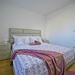 Exclusive Aurora Apartment *