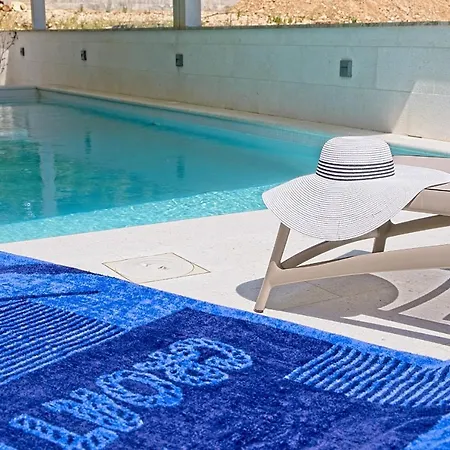 Exclusive Aurora * Makarska